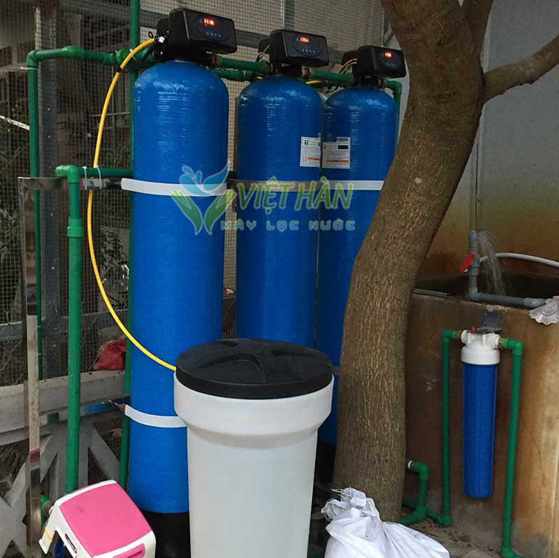 Hệ thống máy lọc nước giếng khoan và cách xúc xã 